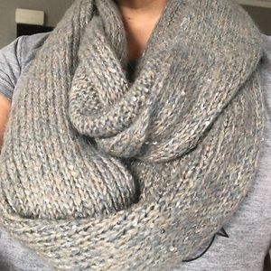 LOFT Infinity scarf